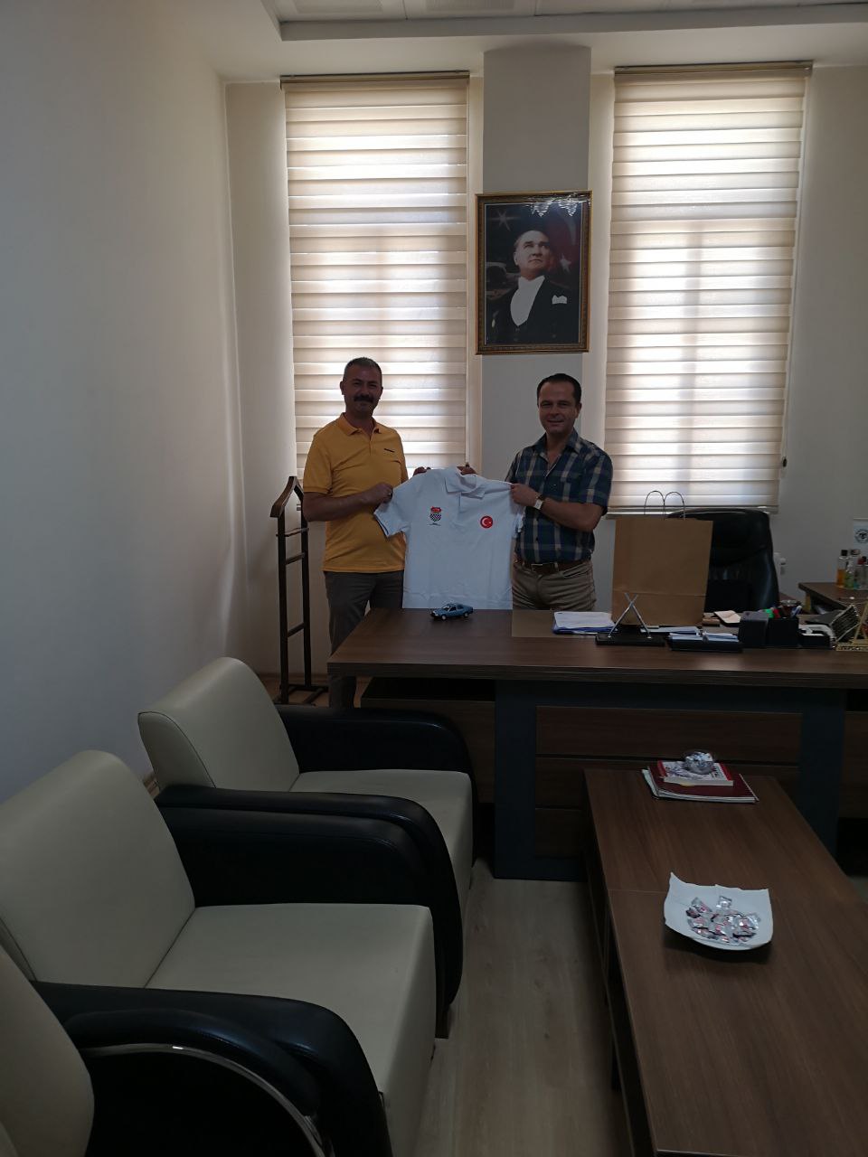 Başkanımız Sn. Mustafa SEVGİ, Karatay Gençlik ve Spor İlçe Müdürü Sn. Ömer ÖZÇELİK’i Ziyaret Etti